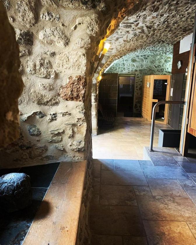 Domaine Saint-Roch Hotel Spa Salzuit Bagian luar foto